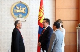 Хорт хавдрын эрт илрүүлэг, орчин үеийн оношилгоо, эмчилгээний арга технологийг судлах олон улсын хамтарсан төв байгуулах талаар санал солилцов