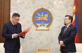 Монгол Улсын нэгдсэн төсвийн 2024 оны төсвийн хүрээний мэдэгдэл, 2025-2026 оны төсвийн төсөөллийн тухай хуулийн төслийг өргөн мэдүүлэв