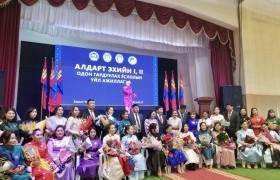 Дорноговь аймгийн хэмжээнд алдарт эхийн одонг 233 эхчүүд гардаж авна