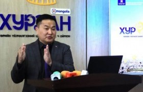 Ж.Сүхбаатар: Авто замын түгжрэлийг бууруулахад цахим үйлчилгээний "Хурдан" цэг онцгой үүрэгтэй