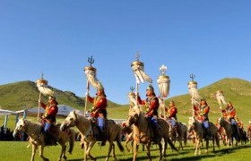 Архангай, Төв, Завхан, Хэнтий, Говь-Алтай аймагт 100 жилийн ойн баяр наадам тэмдэглэнэ