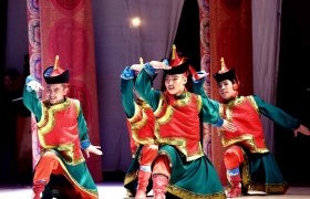 Саранхөхөө театрын уран бүтээлчид БНСУ-ын Жэжү хотын Тамна фестивальд оролцоно