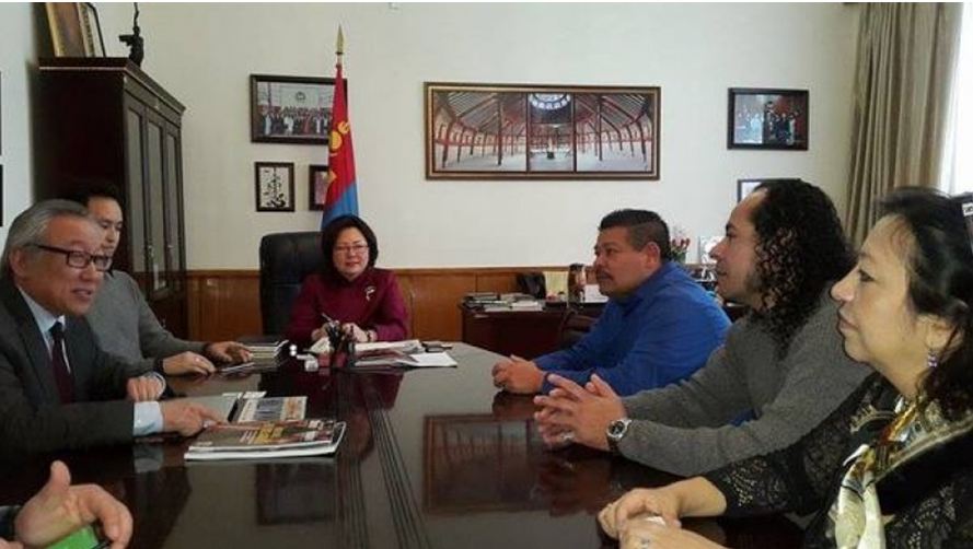 MP S.ODONTUYA MEETS HOLLYWOOD EXPERTS