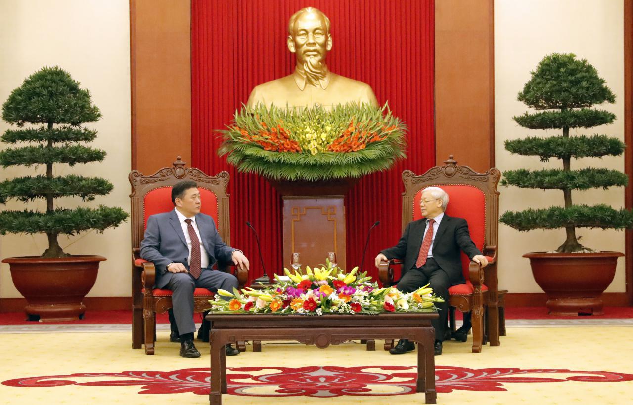 Вьетнамын Коммунист Намын ерөнхий нарийн бичгийн дарга Нгуен Фу Чонг-д бараалхав