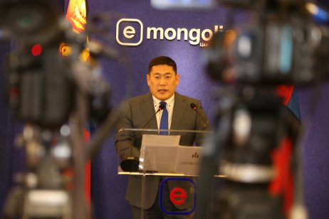 E-Mongolia: 210 төрийн үйлчилгээг таван минутанд авна