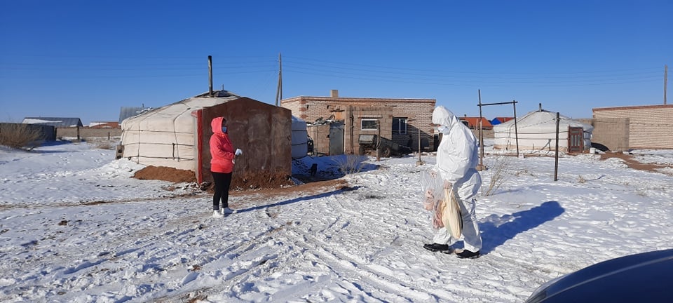 Сайншанд, Замын-Үүд сумын хүнсний хангамж нэн шаардлагатай 120 өрхөд тусламж үзүүллээ