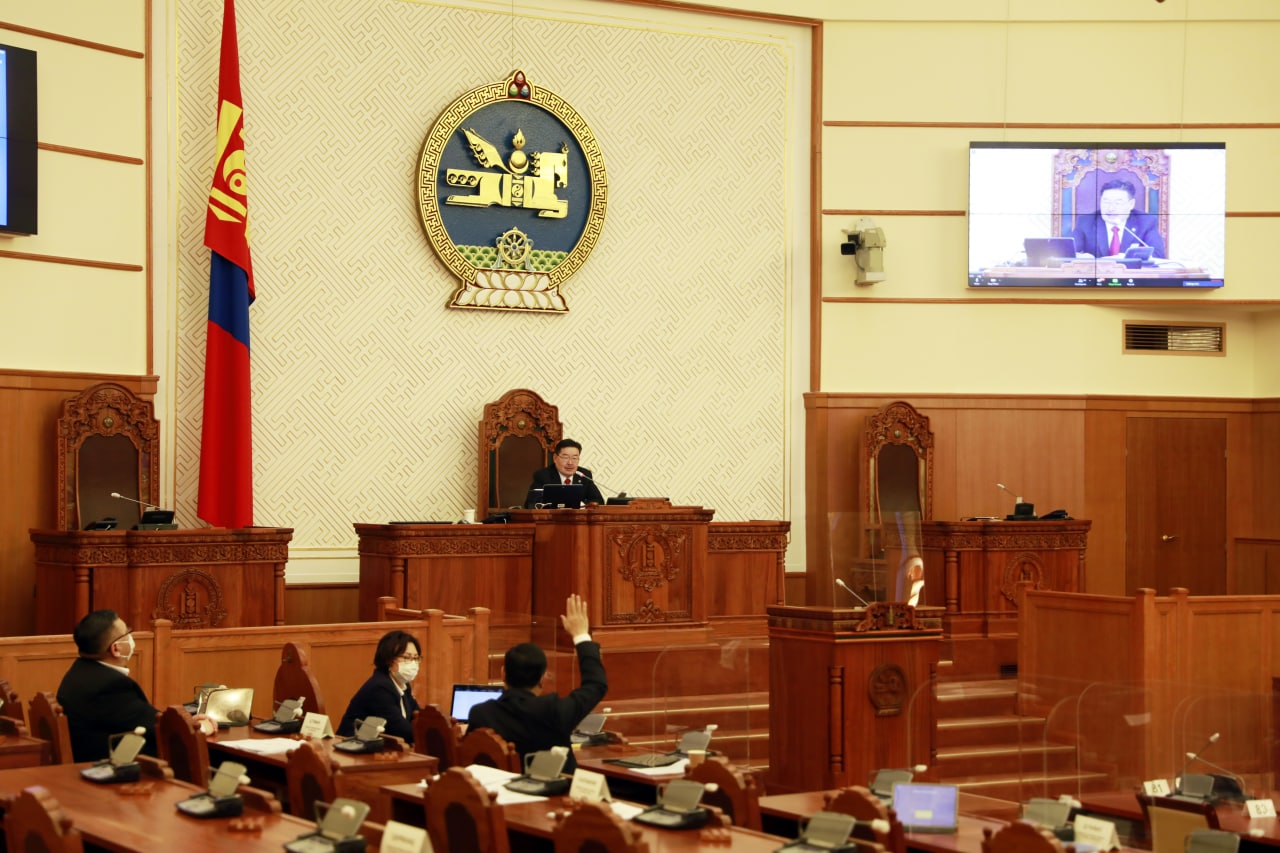 Нийгмийн даатгалын шимтгэл төлөгчийг торгох шийтгэл, алдангиас чөлөөлнө