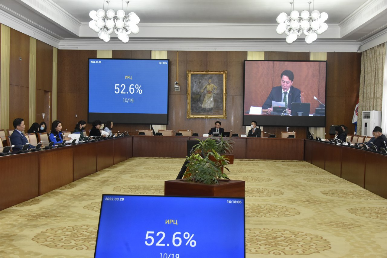 Монгол Улсын Засгийн газрын 2020-2024 оны үйл ажиллагааны хөтөлбөрийн 2021 оны хэрэгжилтийг хэлэлцэв