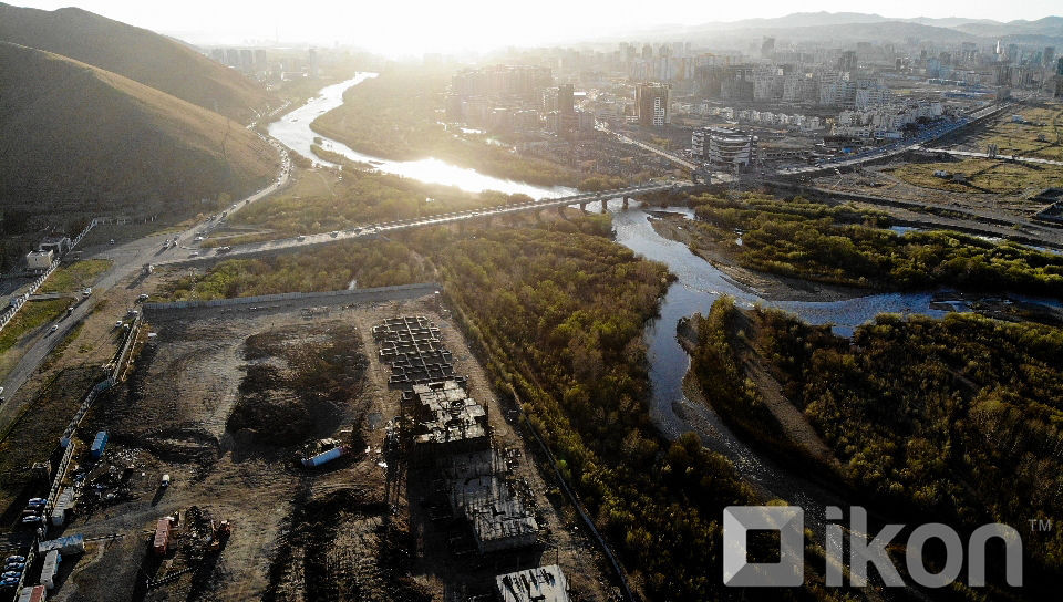 Б.Сүхбаатар: Барилгын тусгай зөвшөөрлийг түр хугацаанд шинээр олгохгүй