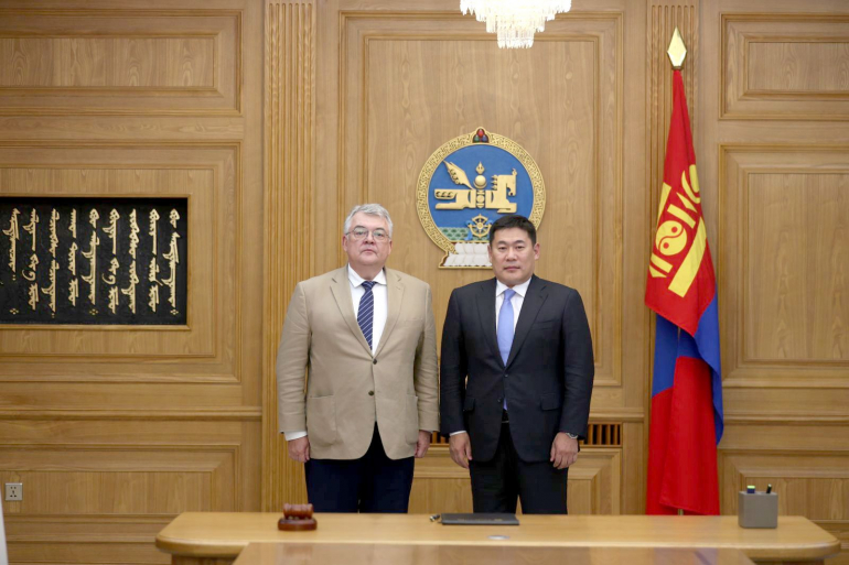 Ерөнхий сайд Л.Оюун-Эрдэнэ ДЭМБ-ын Монгол дахь Суурин төлөөлөгч Др Сергей Диордицаг хүлээн авч уулзлаа Мэдээ  2022-08-03