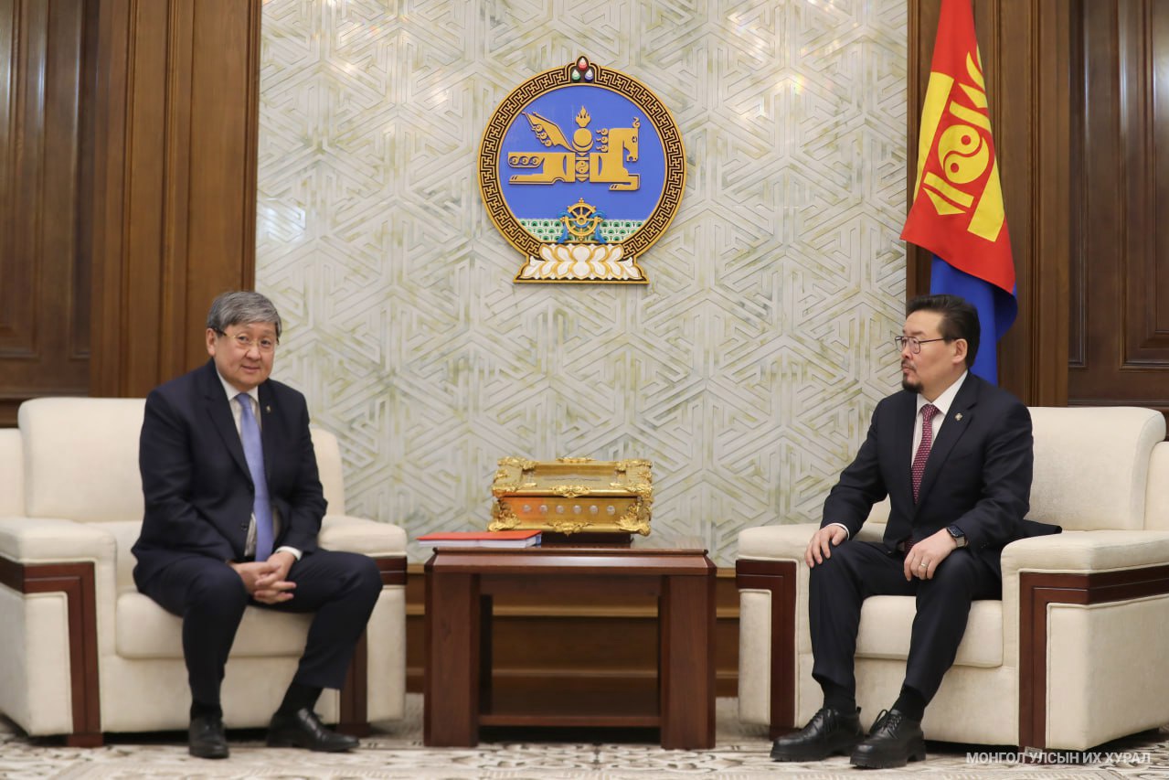 “Монгол Улсын хөгжлийн 2024 оны төлөвлөгөө батлах тухай” УИХ-ын тогтоолын төслийг өргөн мэдүүллээ