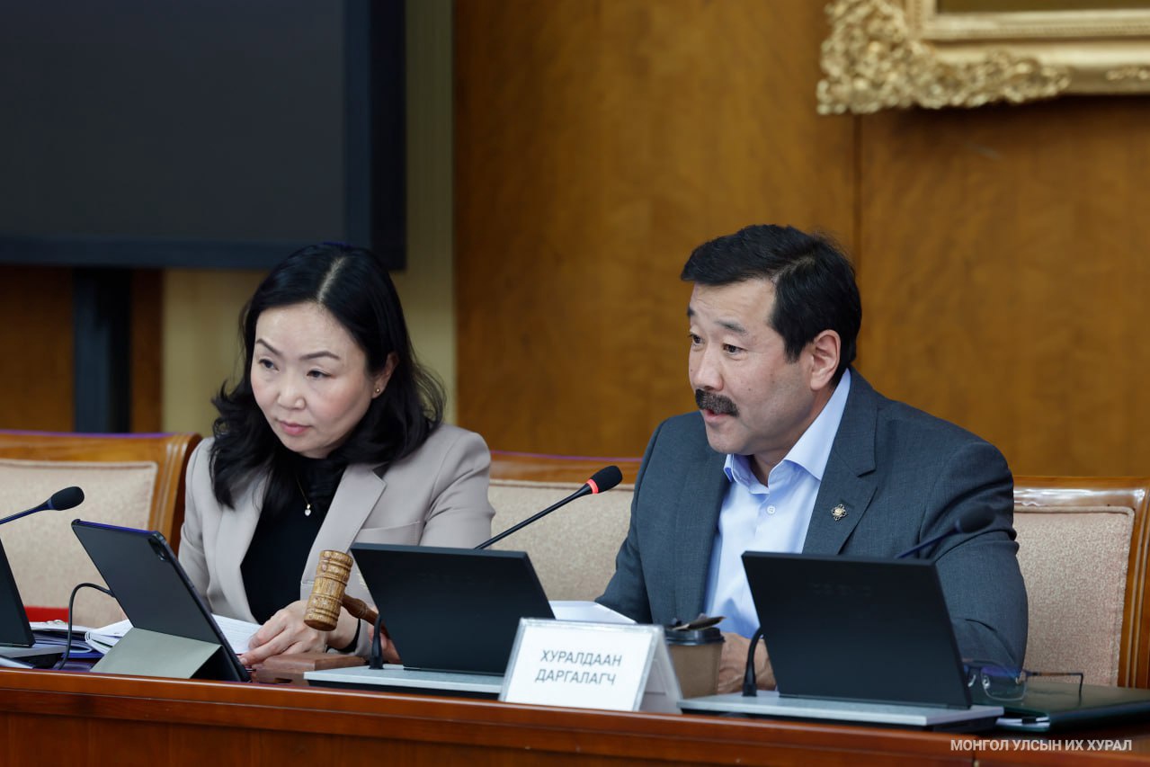 Үндсэн хуулийн цэцийн 2025 оны 04 дүгээр дүгнэлтийг хүлээн зөвшөөрөх боломжгүй гэж үзлээ