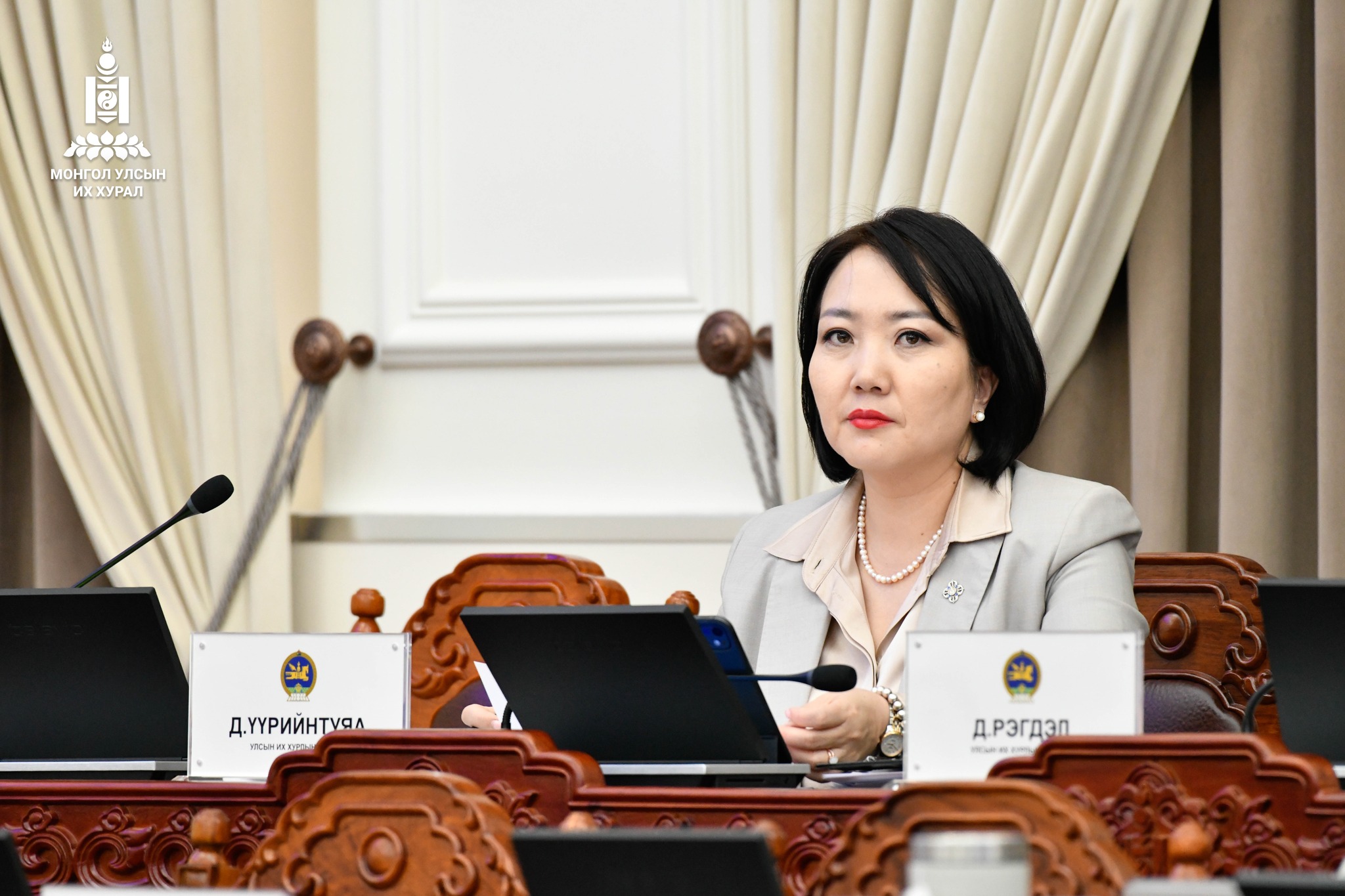 Д.Үүрийнтуяа: Монгол төрийн бодлого хүнээс хамаарах ёсгүй